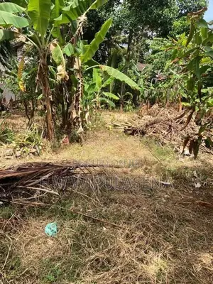 09 PERCHES LAND for SALE in MAHARAGAMA
