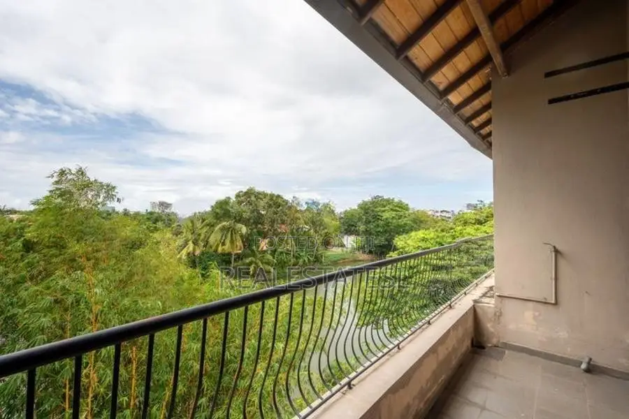 APARTMENT-STYLE 4 Unit HOUSE FOR SALE – , NAWALA