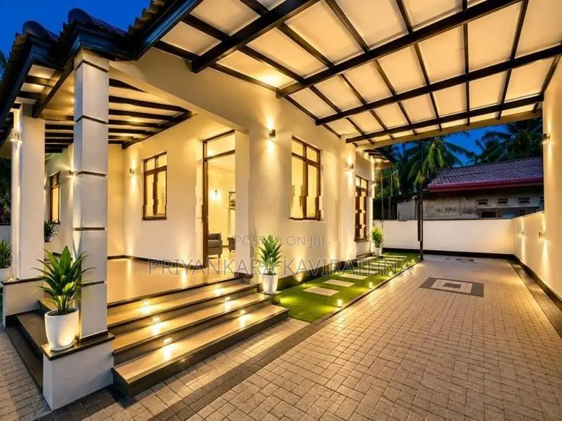 Beand New Mordern Super Quality House in Diyagama
