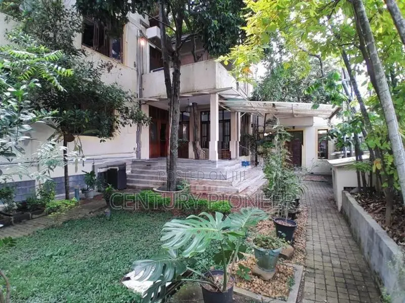 06 Bedrooms House For Sale In Rajagiriya