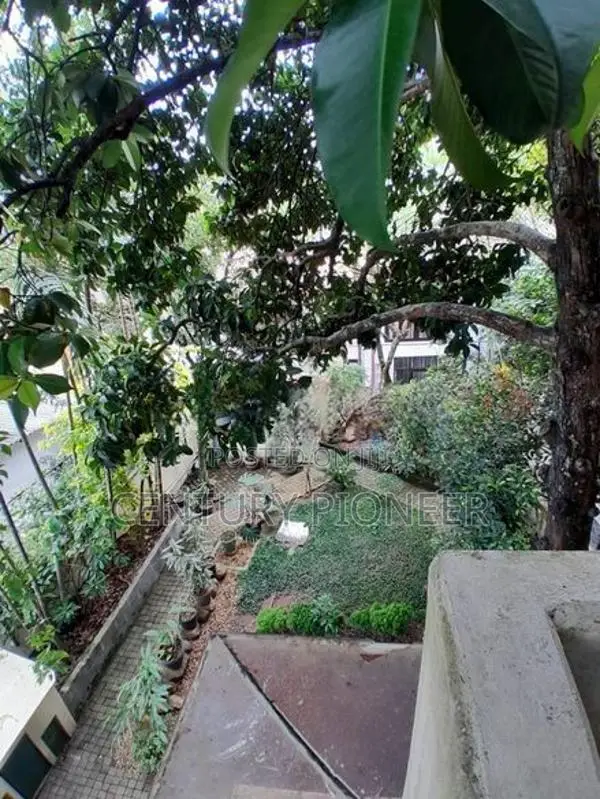 06 Bedrooms House For Sale In Rajagiriya