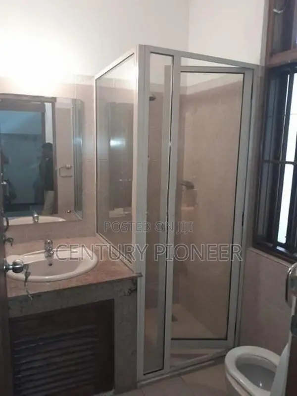 06 Bedrooms House For Sale In Rajagiriya