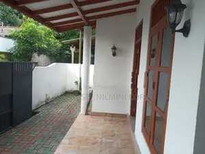 House For Sale Kaduwela Bomiriya