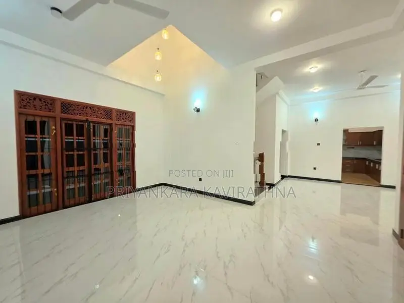 Facing Paddy Field / Luxury House For Sale in Kasbawa