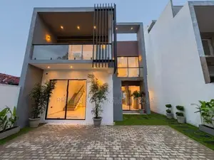 Luxury Houae For Sale in Kandana