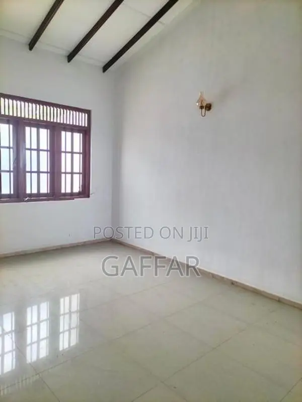 2nd floor house