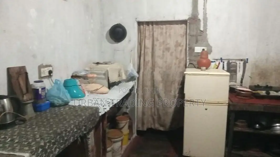 6.9 Perches Land with Livable House for Sale - Kalubowila, Dehiwala