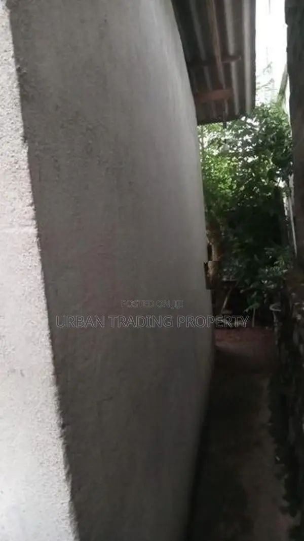 6.9 Perches Land with Livable House for Sale - Kalubowila, Dehiwala