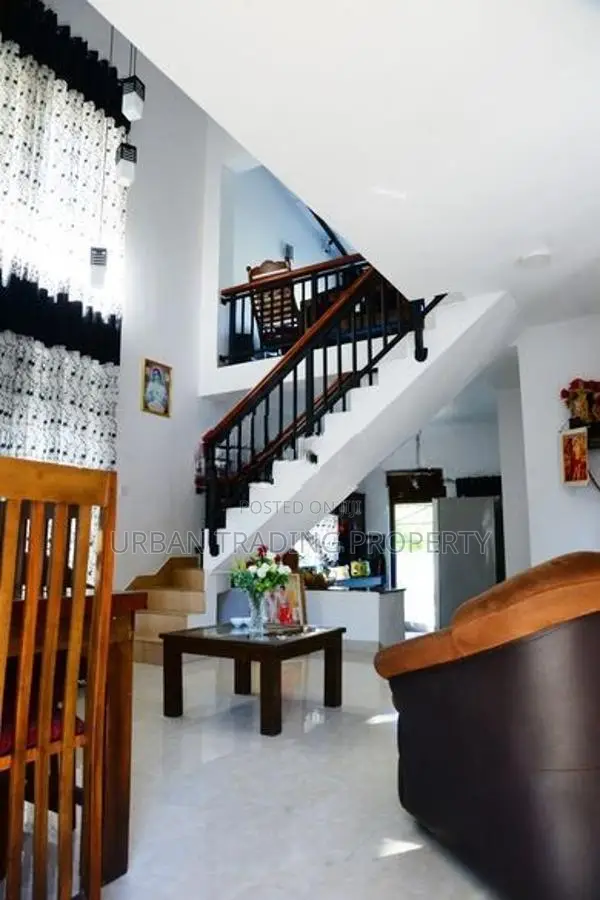 Newly Built 02 Story House for Sale in Pamunuwa Maharagama.