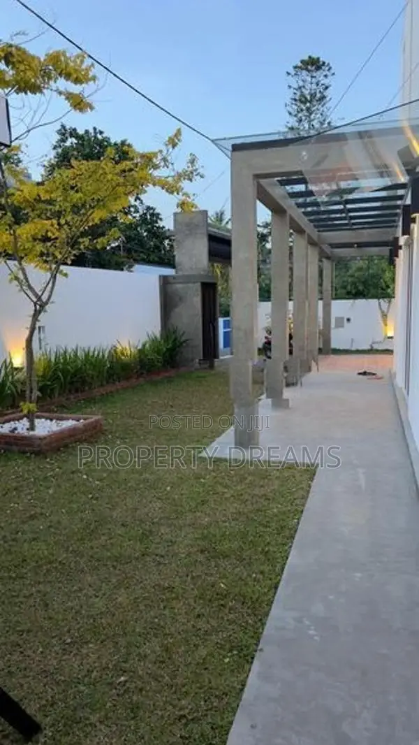 luxury 2BR house for sale peaceful location