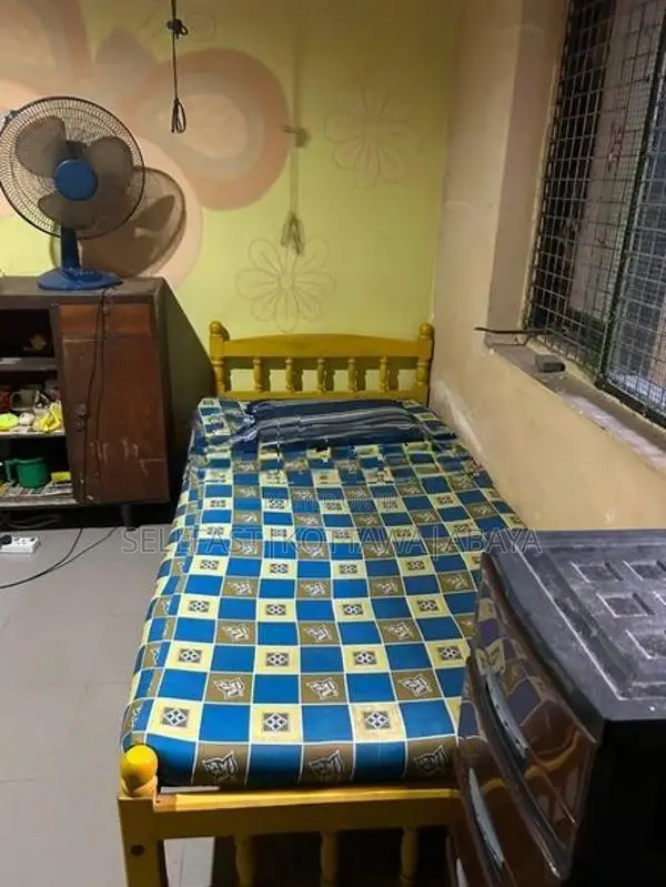 Sharing rooms for girls ( with all facilities ) Kottawa