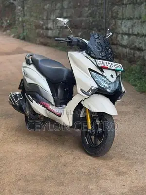 Suzuki Burgman 125 2019