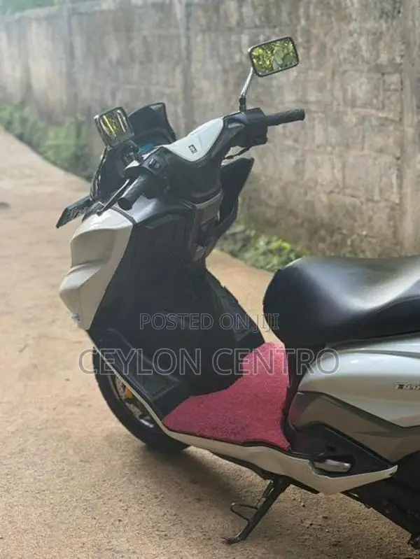 Suzuki Burgman 125 2019