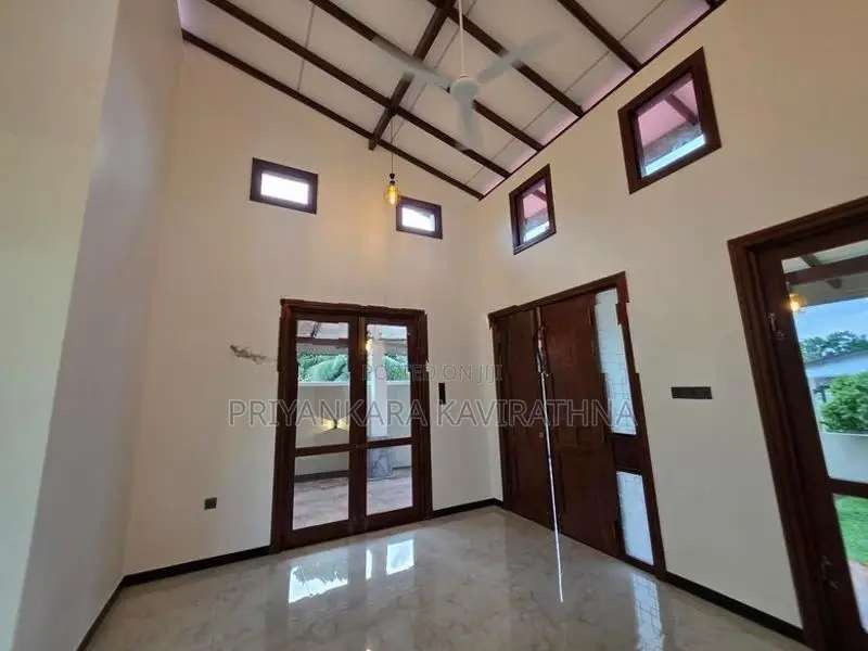 Green Garden / Beautiful Mordern Single Storied House - Gonapola