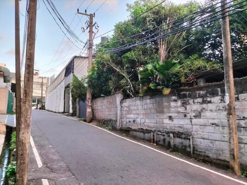 Land with old house