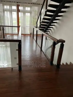 Luxury 3 Story House For Sale In Battaramulla - Akuregoda Lake Road