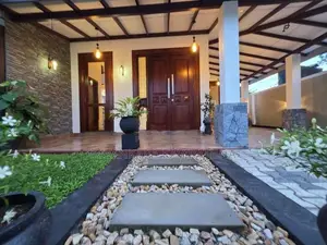 Luxury House For Sale in Gonapola