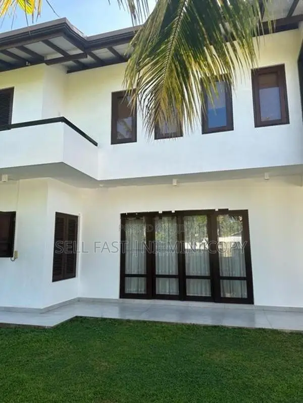HOUSE for Rent Matara