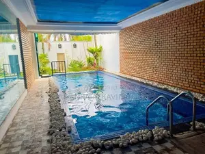 Luxury House For Sale in Thalahena With Pool