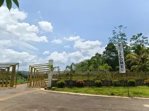 ඇහැලියගොඩට ලගින්ම නේවාසික බිම් කොටස්