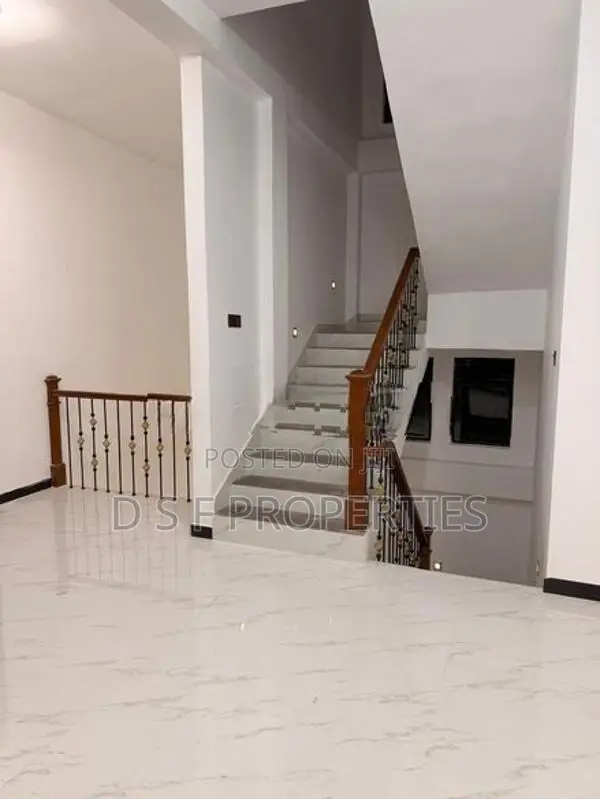 BRAND NEW THERE STORY LUXURY HOUSE IN FACING PADDY FIELD
