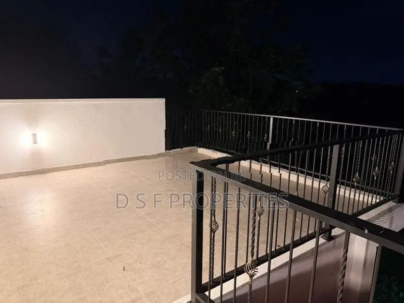 BRAND NEW THERE STORY LUXURY HOUSE IN FACING PADDY FIELD