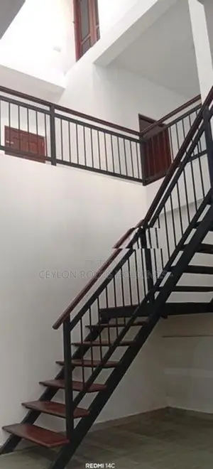 1st floor Upstair House for Rent, Inside 2 Story House, Thalapathpitiy