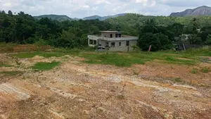 අවිස්සාවේල්ල ටවුන් එක පෙන දුරින් සුපිරි ඉඩමක්