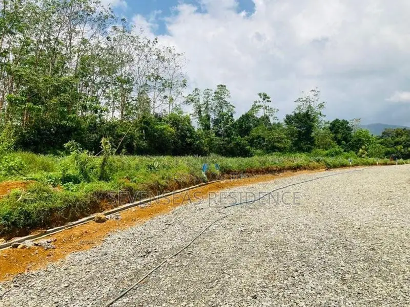 Land for Sale in Eheliyagoda Town
