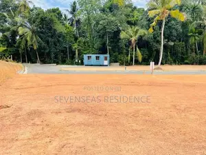 Valuable plots of land for sale in Ja-Ela.
