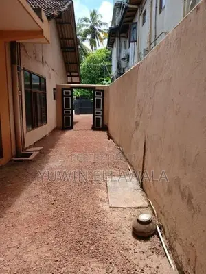 Beachfront Villa For Sale Induruwa In Bentota