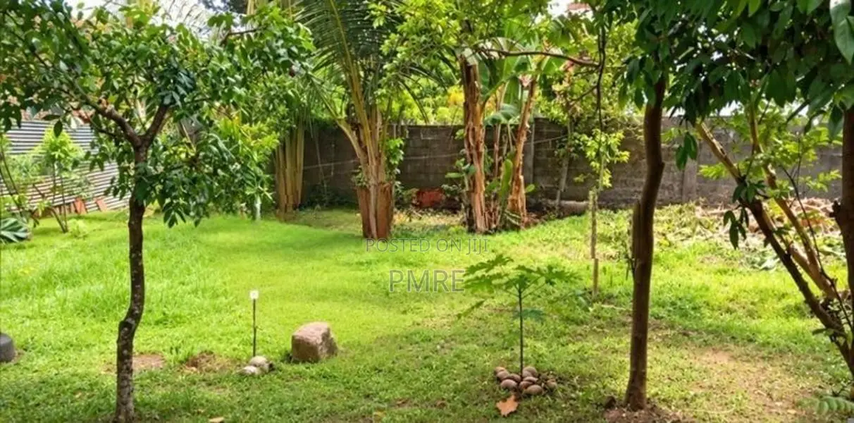 7.8 Perches Bare Land for Sale in Kohuwala