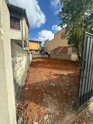 Land For Sale In Pelawatta Battaramulla