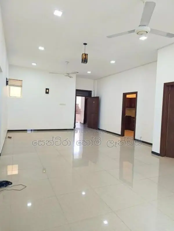 Luxury 3 Bedrooms Apartment for Sale in Mount Lavinia