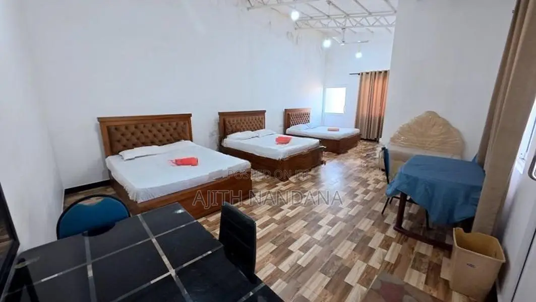 Maharagama Rooms/ Shehan's Hotel