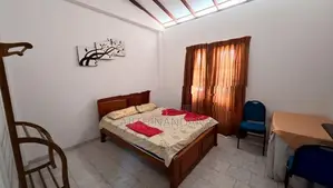 Maharagama Rooms/ Shehan's Hotel