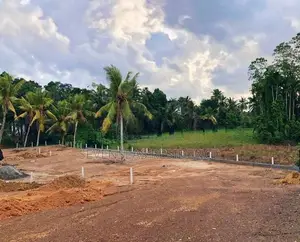 Best lamd for sale near kiriwaththuduwa