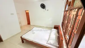 Spacious 2 Storey House for Rent – Polgolla, Kandy
