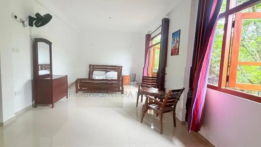 Spacious 2 Storey House for Rent – Polgolla, Kandy