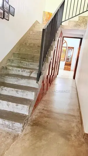 Spacious 2 Storey House for Rent – Polgolla, Kandy