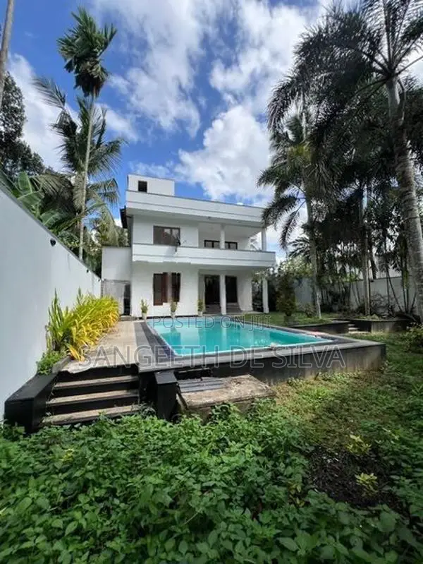 House for Sale Athurugiriya