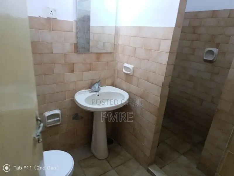 Two story house for sale in colombo 5