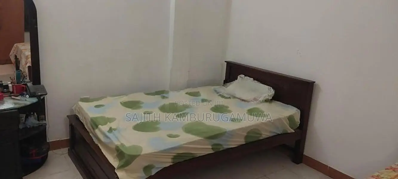 Separate Room With Attached Bathroom In Badulla