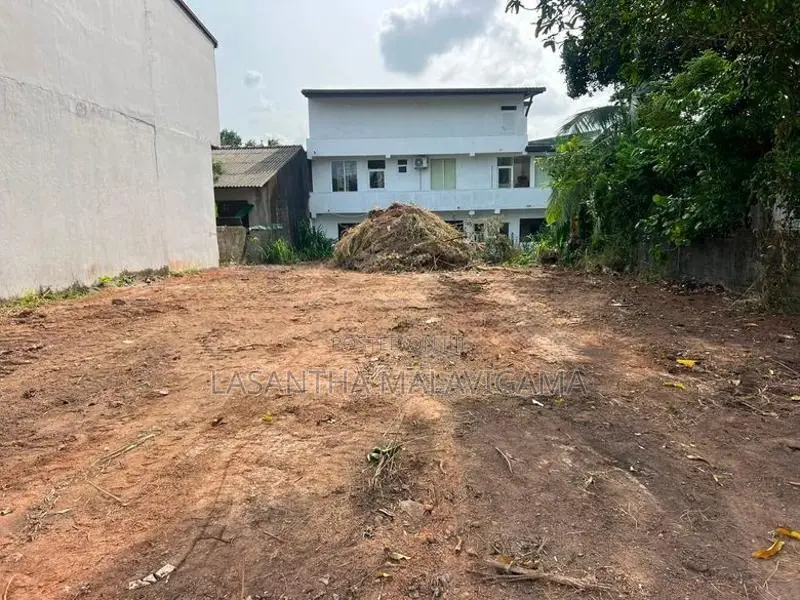 14 Perch Land for sale in Lake terrace Athurugiriya