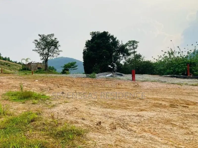 Valuable plots of land for sale in Avissavella