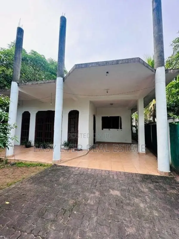 House for sale in Kadawatha