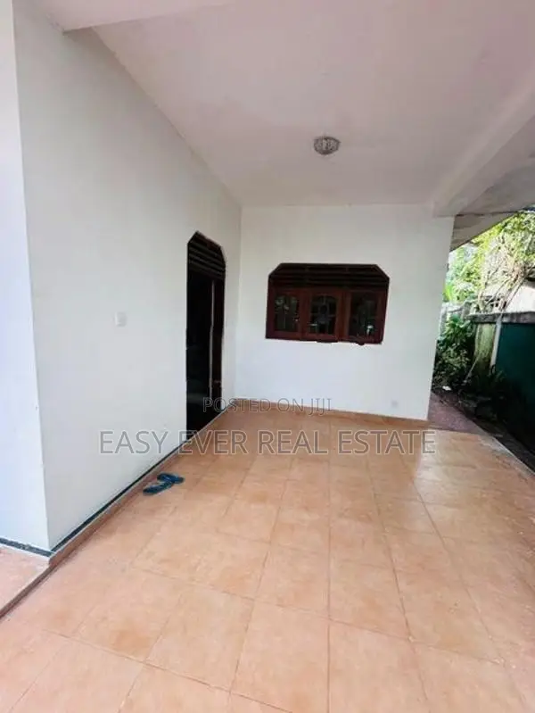 House for sale in Kadawatha