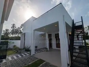 Ideal Home for a Family at Negombo