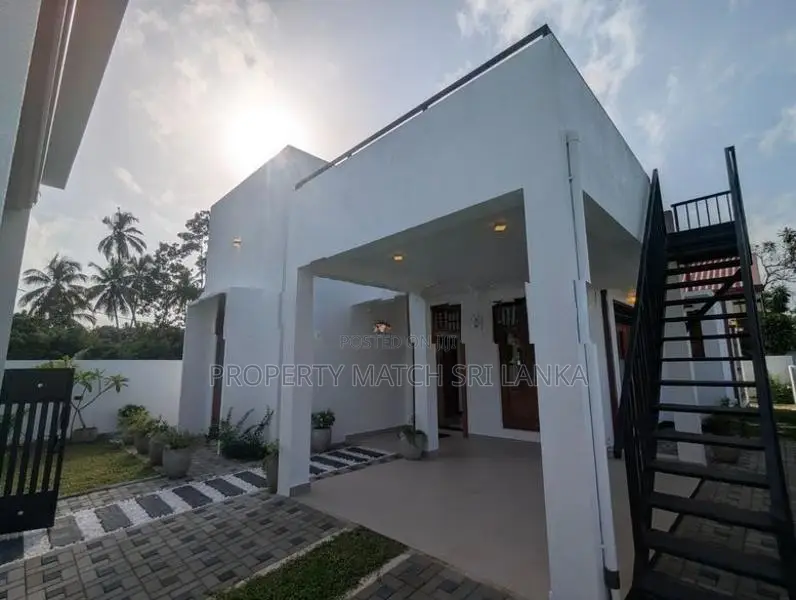 Ideal Home for a Family at Negombo