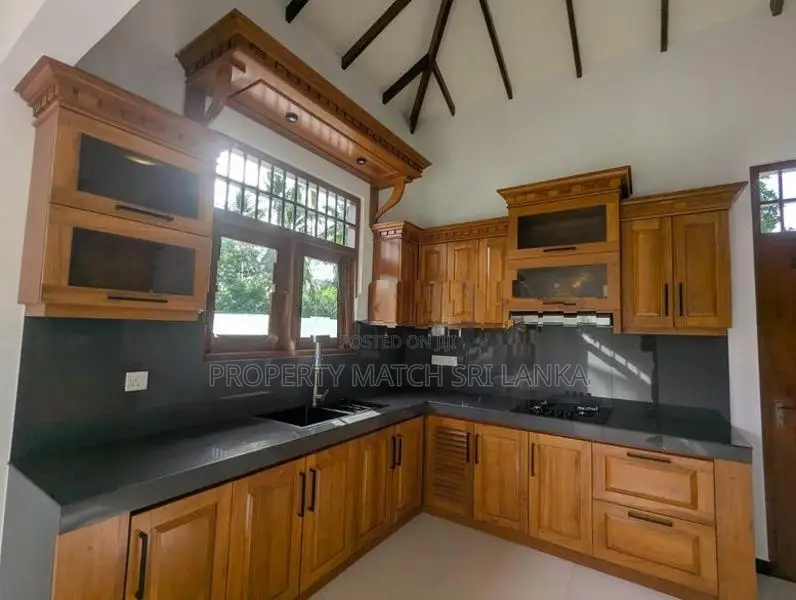 Ideal Home for a Family at Negombo